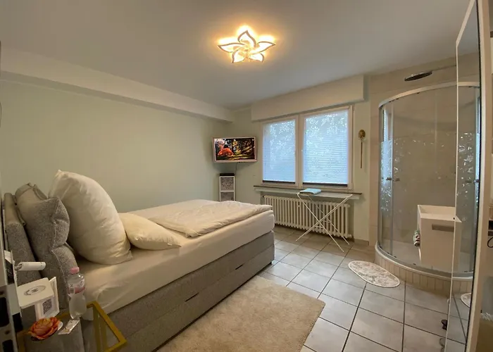 Guest house Maison Madame Exquisit 3*