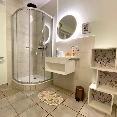 Maison Madame Exquisit Vendégház