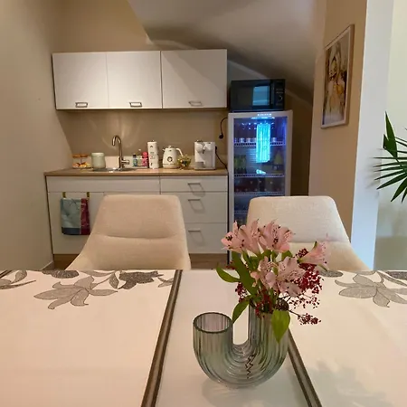 بيت ضيافة Maison Madame Exquisit 3*